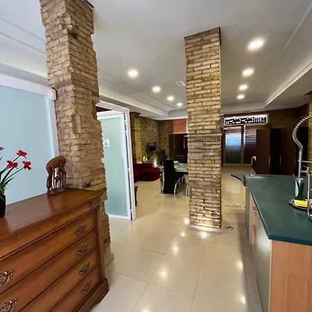 Iy Loft 5 - Spacious Loft In The Old Town Appartement Valence